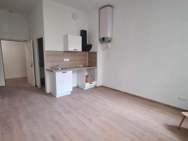Studio location à Saint-Quentin, Saint-quentin