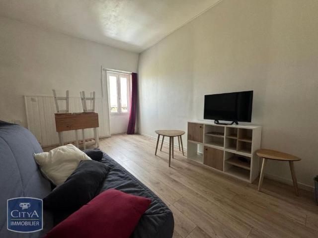 Studio location à Rochefort
