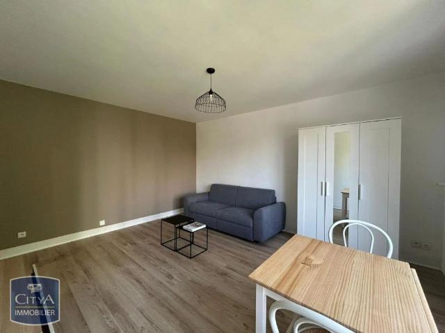 Studio location à Chartres