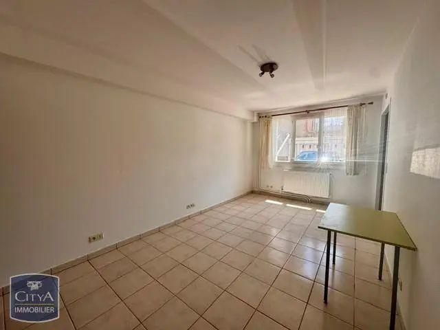 Studio location à Tours