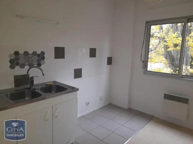 Studio location à Bourg-en-Bresse, Bourg-en-bresse