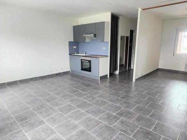 Studio location à Laon