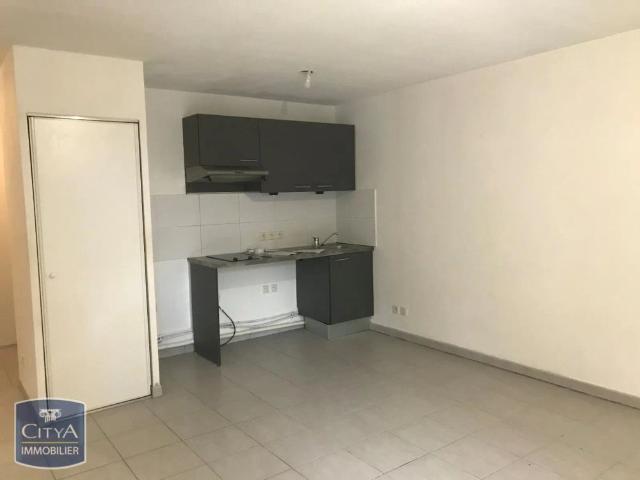 Studio location à Arles