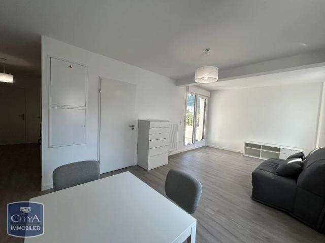 Studio location à Bordeaux, Floirac