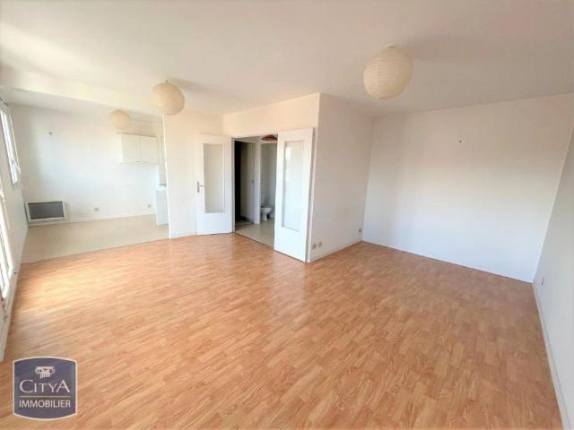 Studio location à Clermont-Ferrand, Clermont-ferrand