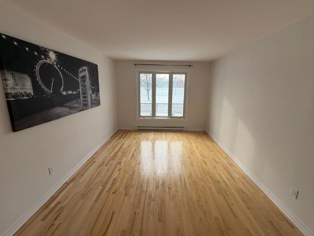 Apartment for rent in Longueuil, Quebec