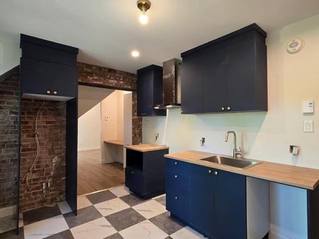 Apartment for rent in Sherbrooke, Quebec
