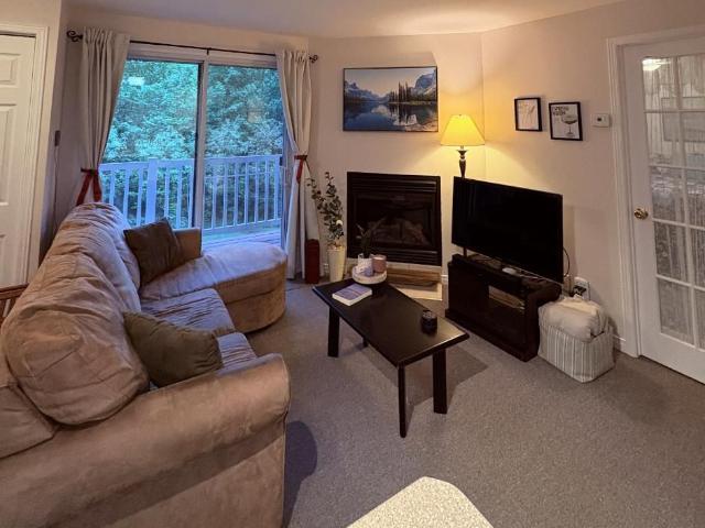 Apartment for rent in Stoneham-et-tewkesbury, Quebec