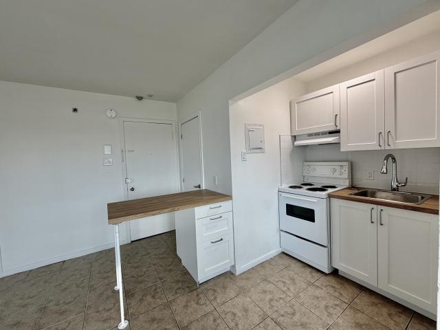 Apartment for rent in St. Leonard's, Quebec