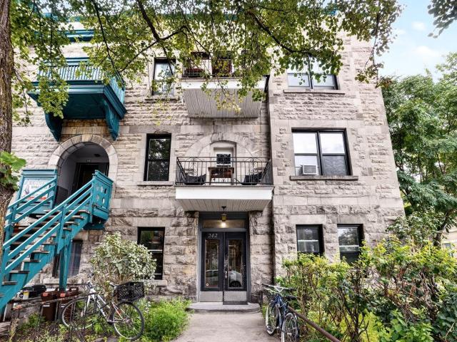 Apartment for rent in St. Leonard's, Quebec