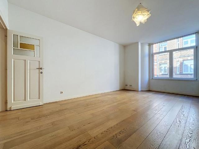 Appartement location à Albert, Forest - Vorst