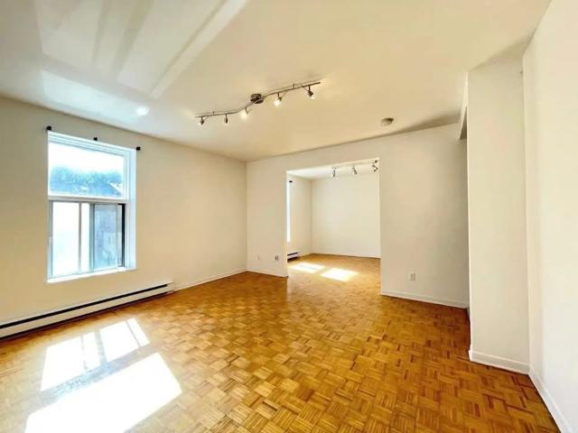 Apartment for rent in St. Leonard's, Quebec
