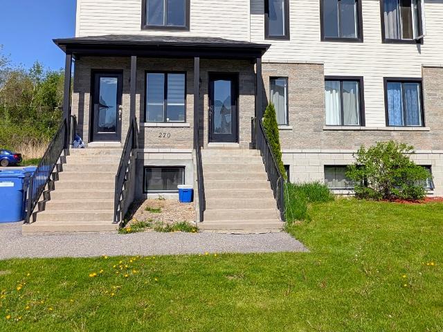 Apartment for rent in Vaudreuil-soulanges, Quebec
