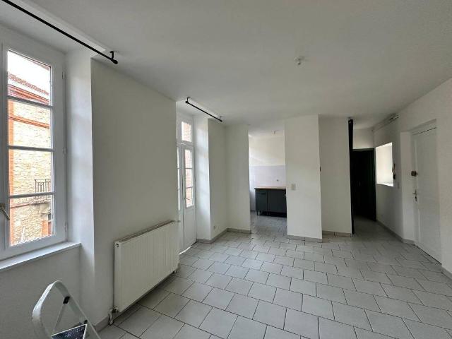 Studio location à La Libarde, Bourg