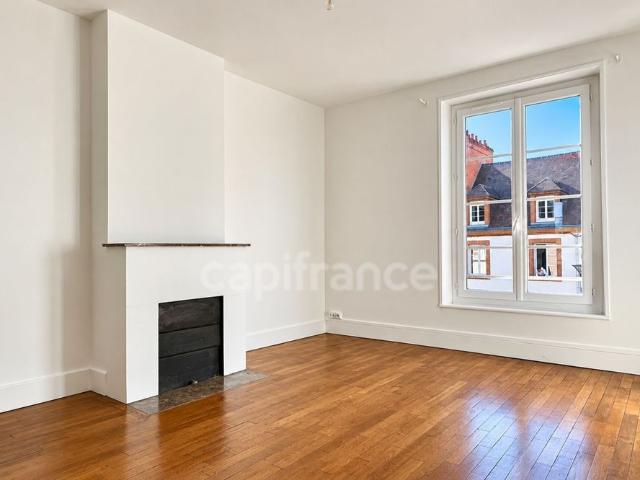 Appartement location à Saint-Denis-de-l'Hôtel, Loiret