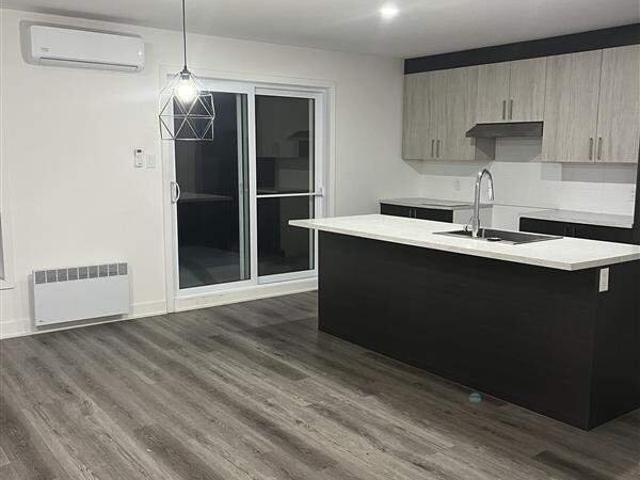 Apartment for rent in Matawinie, Quebec