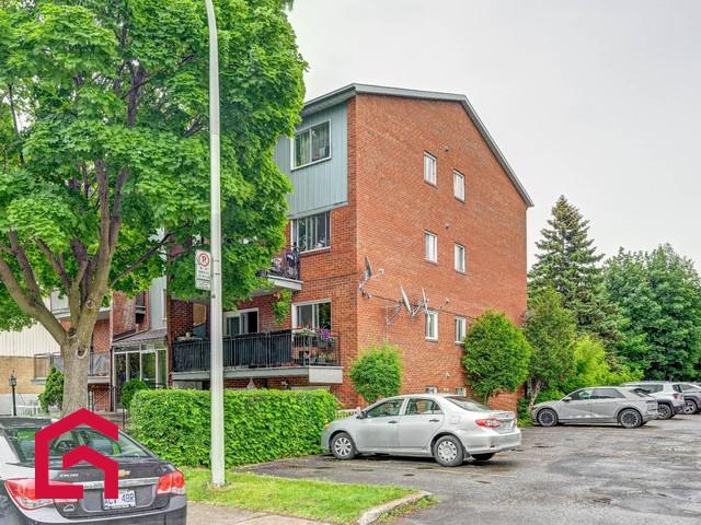 Apartment for rent in Chomedey, Quebec