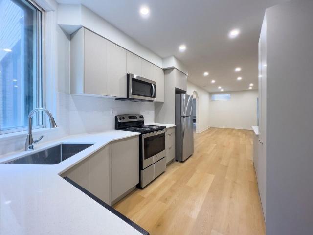 Apartment for rent in St. Leonard's, Quebec
