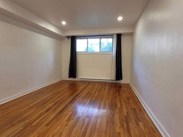 Apartment for rent in St. Leonard's, Quebec