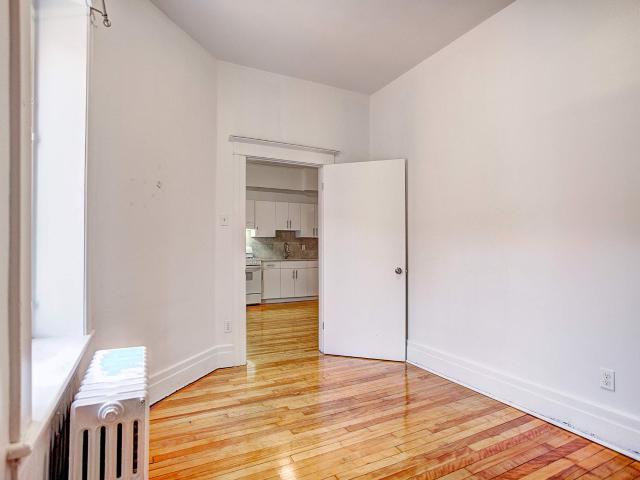 Apartment for rent in St. Leonard's, Quebec