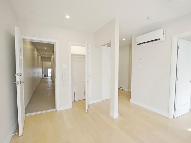 Apartment for rent in St. Leonard's, Quebec