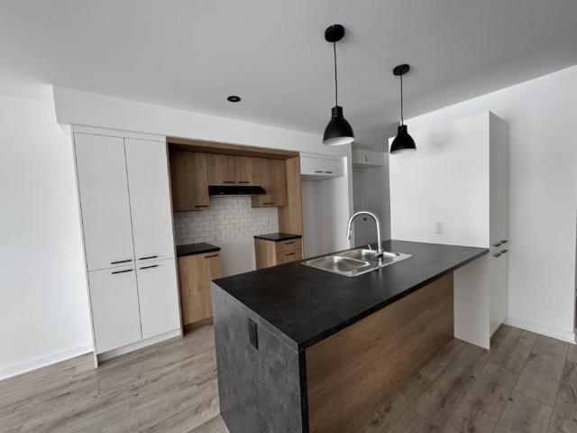 Apartment for rent in Laurentides, Quebec