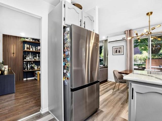 Apartment for rent in Chomedey, Quebec