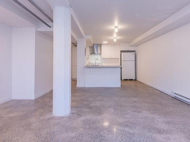 Apartment for rent in St. Leonard's, Quebec