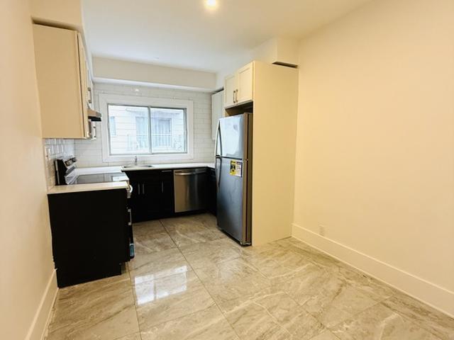 Apartment for rent in St. Leonard's, Quebec