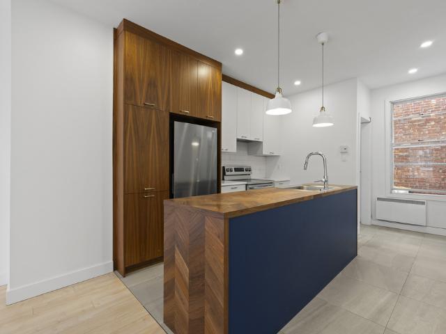 Apartment for rent in St. Leonard's, Quebec
