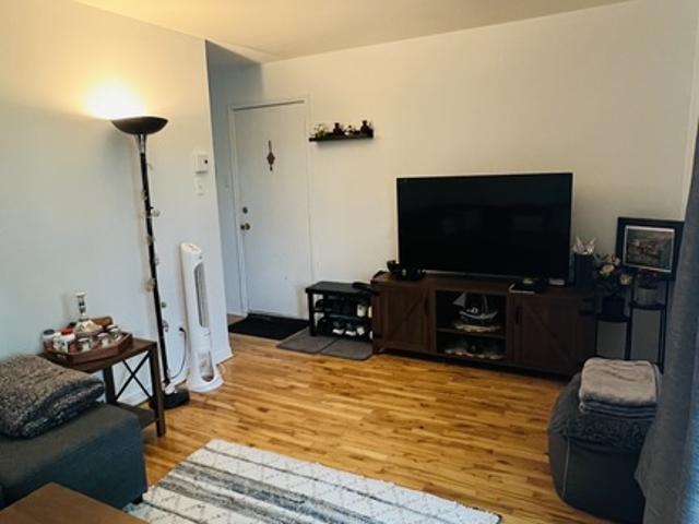 Apartment for rent in Laval-des-rapides, Quebec