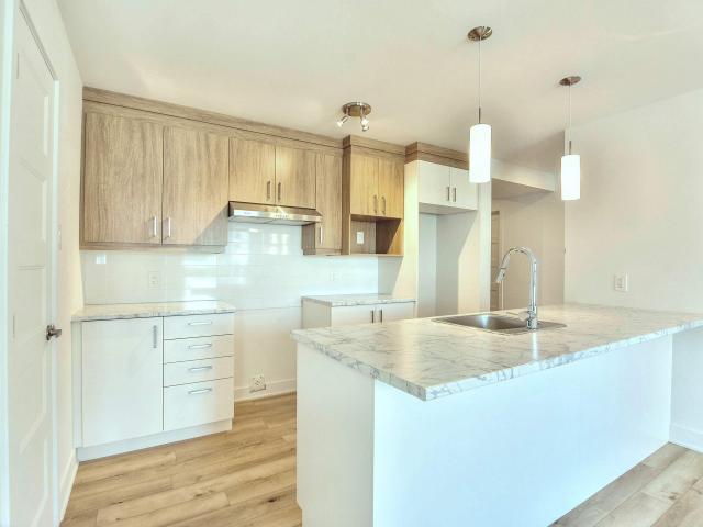 Apartment for rent in St-jacques, Quebec