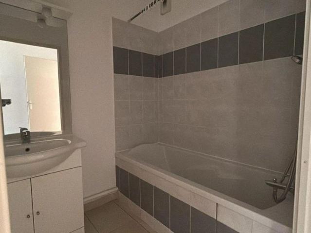 Appartement location à Nîmes, Bagnols-sur-cèze