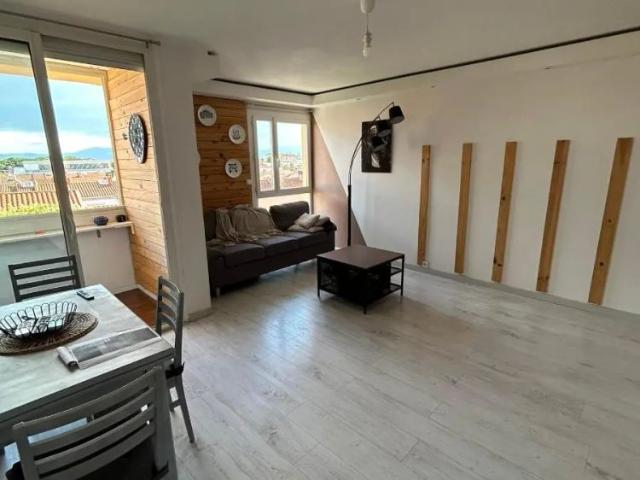 Appartement location à Céret, Thuir