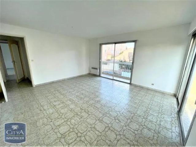 Appartement location à Arrondissement de Draguignan, Saint-raphaël