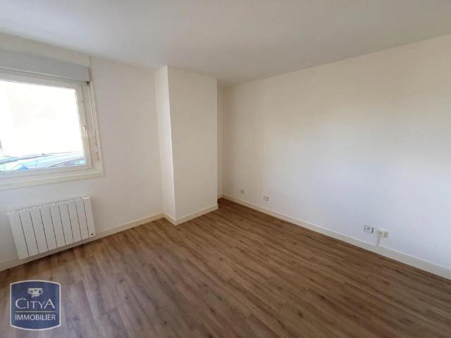 Appartement location à Cité La Cave, Blaye