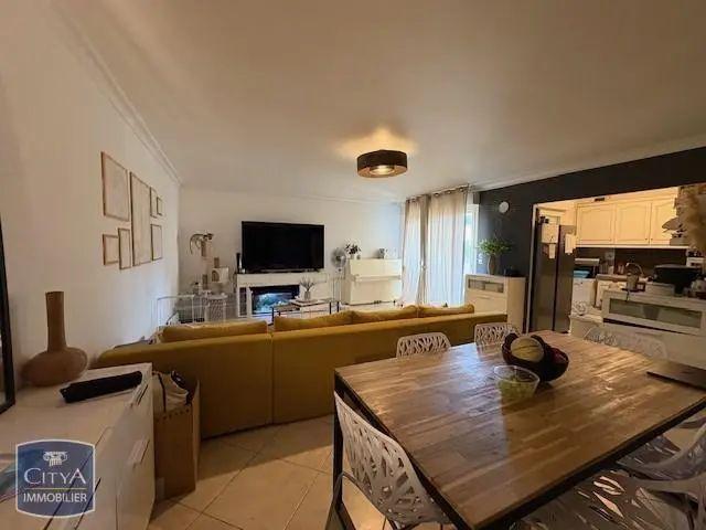 Appartement location à Arrondissement de Draguignan, Saint-raphaël