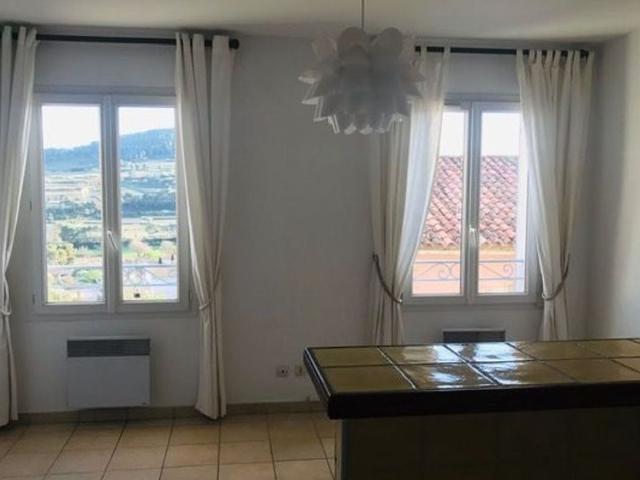 Appartement location à Arrondissement de Toulon, La Cadière-d'azur