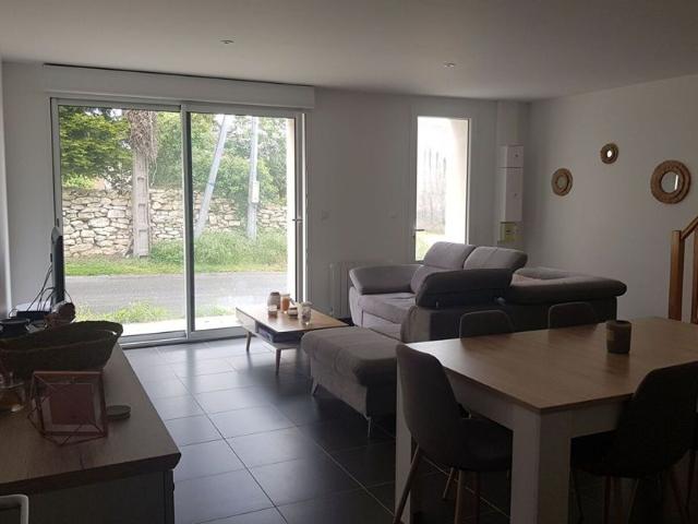 Appartement location à Saintes, Pont-l'abbé-d'arnoult