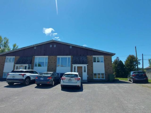 Apartment for rent in Les Basques, Quebec