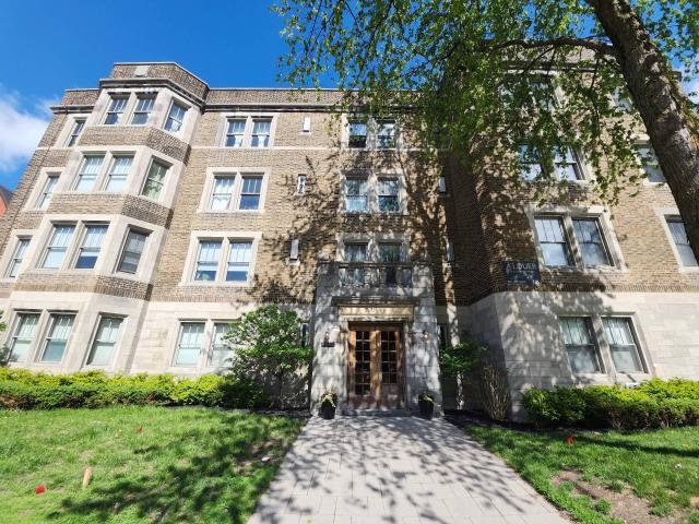 Apartment for rent in Westmount, Quebec