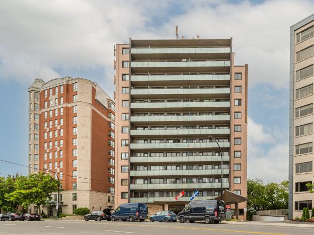 Apartment for rent in Côte Saint-luc, Quebec