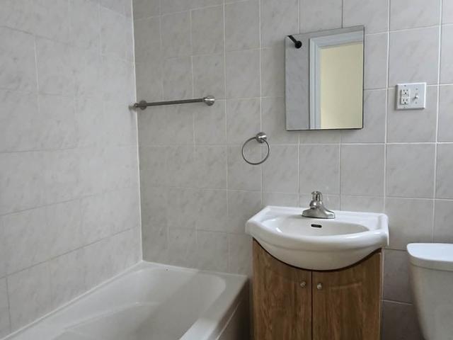 Apartment for rent in St. Leonard's, Quebec