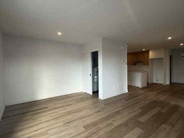 Apartment for rent in Pierre-de Saurel, Quebec