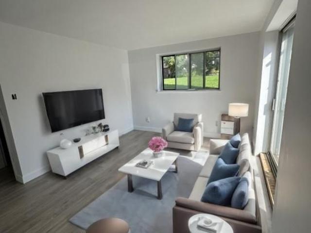 Apartment for rent in St. Leonard's, Quebec