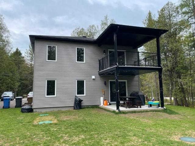 Apartment for rent in Saint-Hippolyte, Laurentides