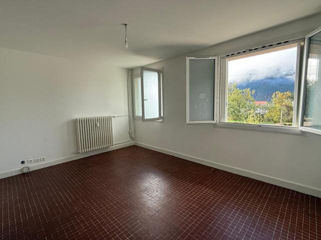 Appartement location à France métropolitaine, Laragne-montéglin