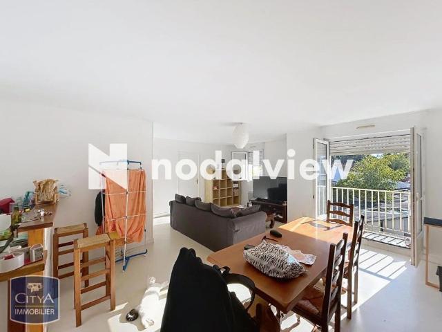 Appartement location à Saint-Pallais, Saintes