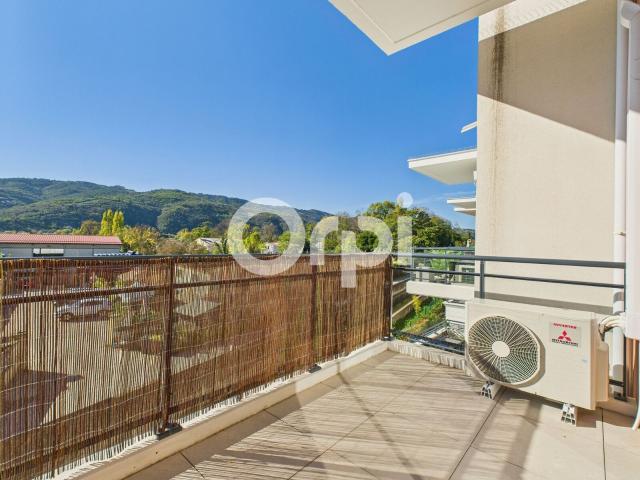 Appartement location à Grasse, La Roquette-sur-siagne