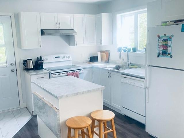 Apartment for rent in Le Haut-saint-françois, Quebec